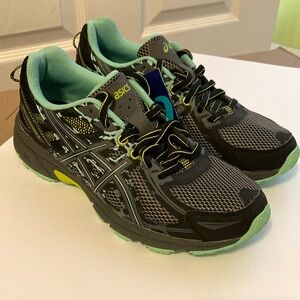 Women’s Asics Gel-Venture 6 shoes size 6.5 NWT